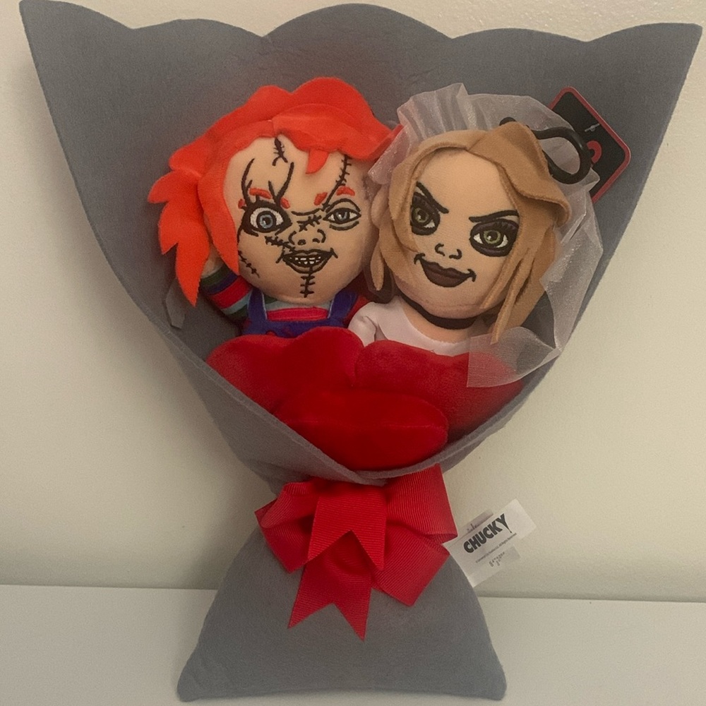 Valentine's Day Chucky Plush Bouquet. Brand New.